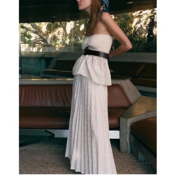 New Zara Limited edition - Open Eyelet Embroidered Patchwork Pleated Skirt - Picture 5 of 13